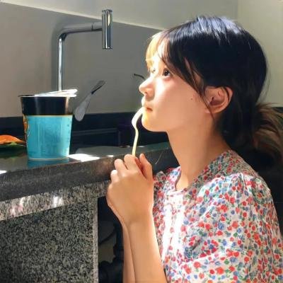 红纸鹤